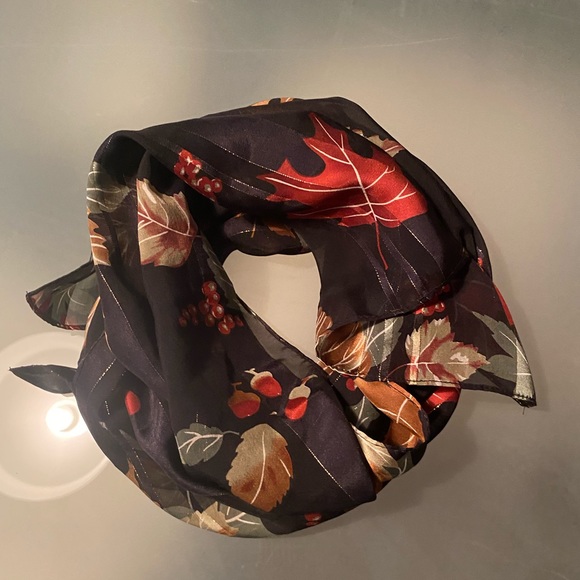 Cejon silk oblong scarf - Picture 1 of 9